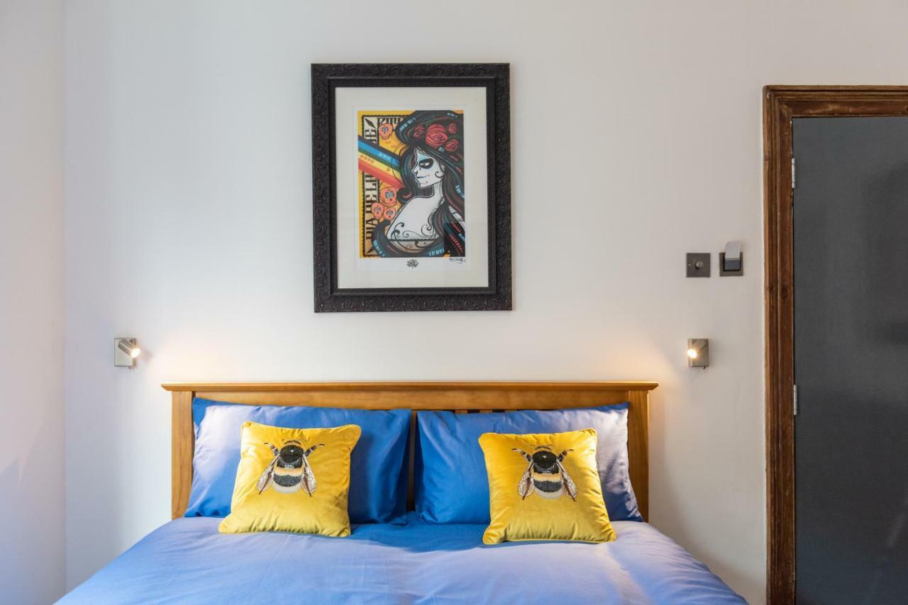 144 Lower Cheltenham Place Hotel Bristol Bagian luar foto