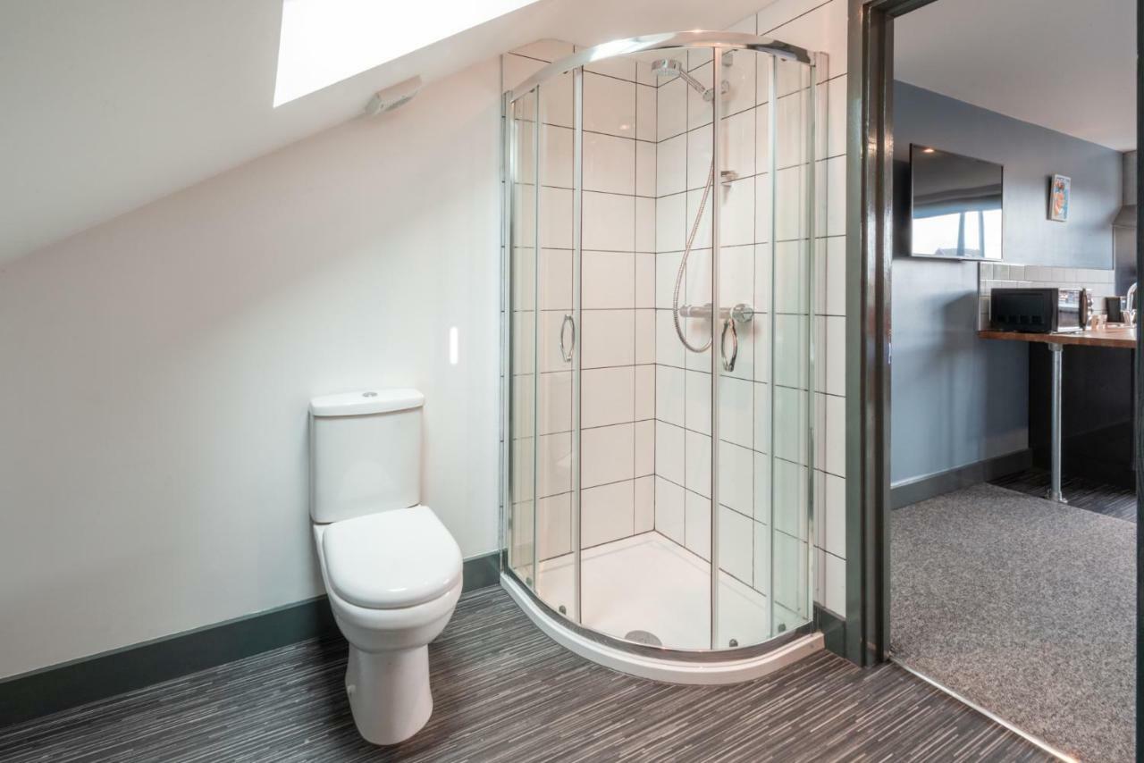 144 Lower Cheltenham Place Hotel Bristol Bagian luar foto