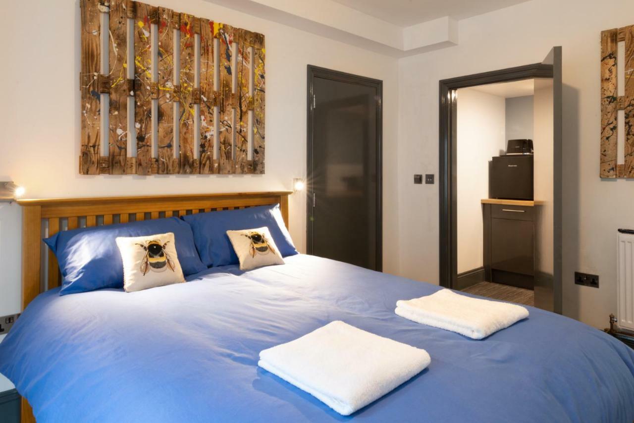 144 Lower Cheltenham Place Hotel Bristol Bagian luar foto