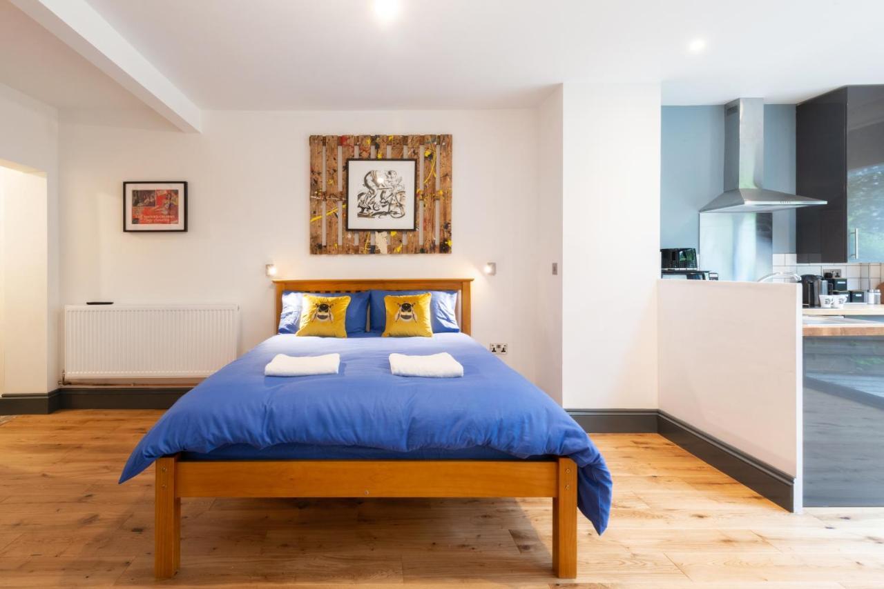 144 Lower Cheltenham Place Hotel Bristol Bagian luar foto
