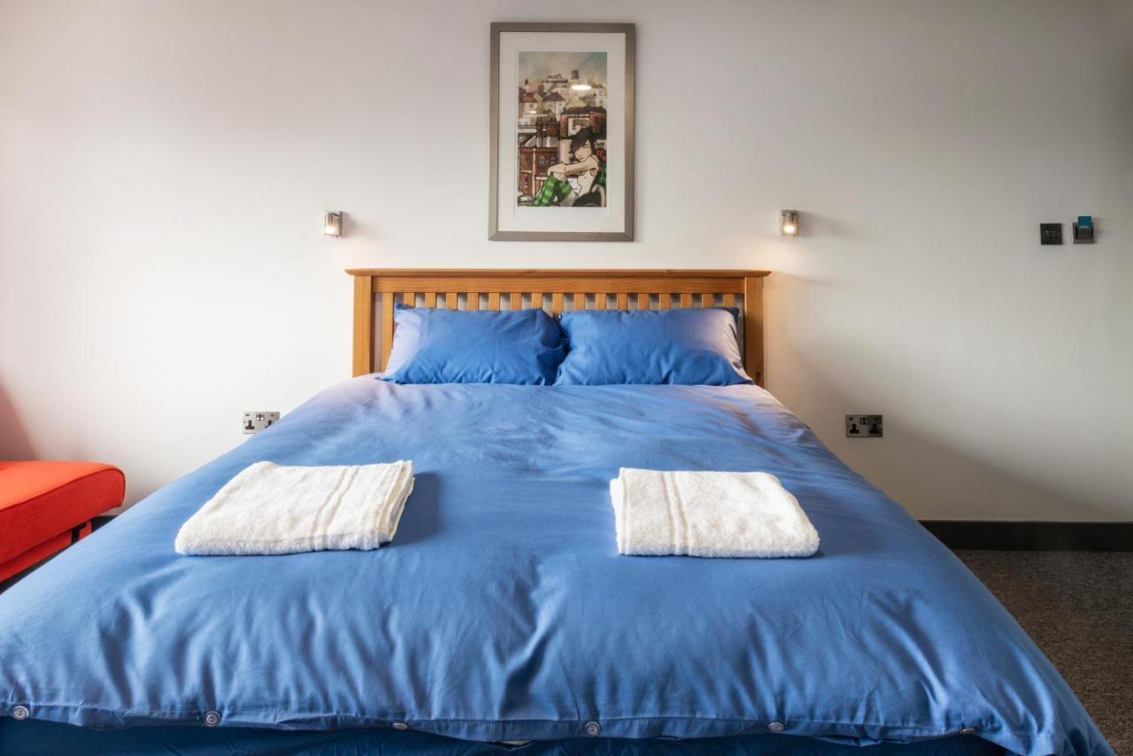 144 Lower Cheltenham Place Hotel Bristol Bagian luar foto